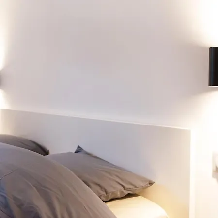 Le 23 *